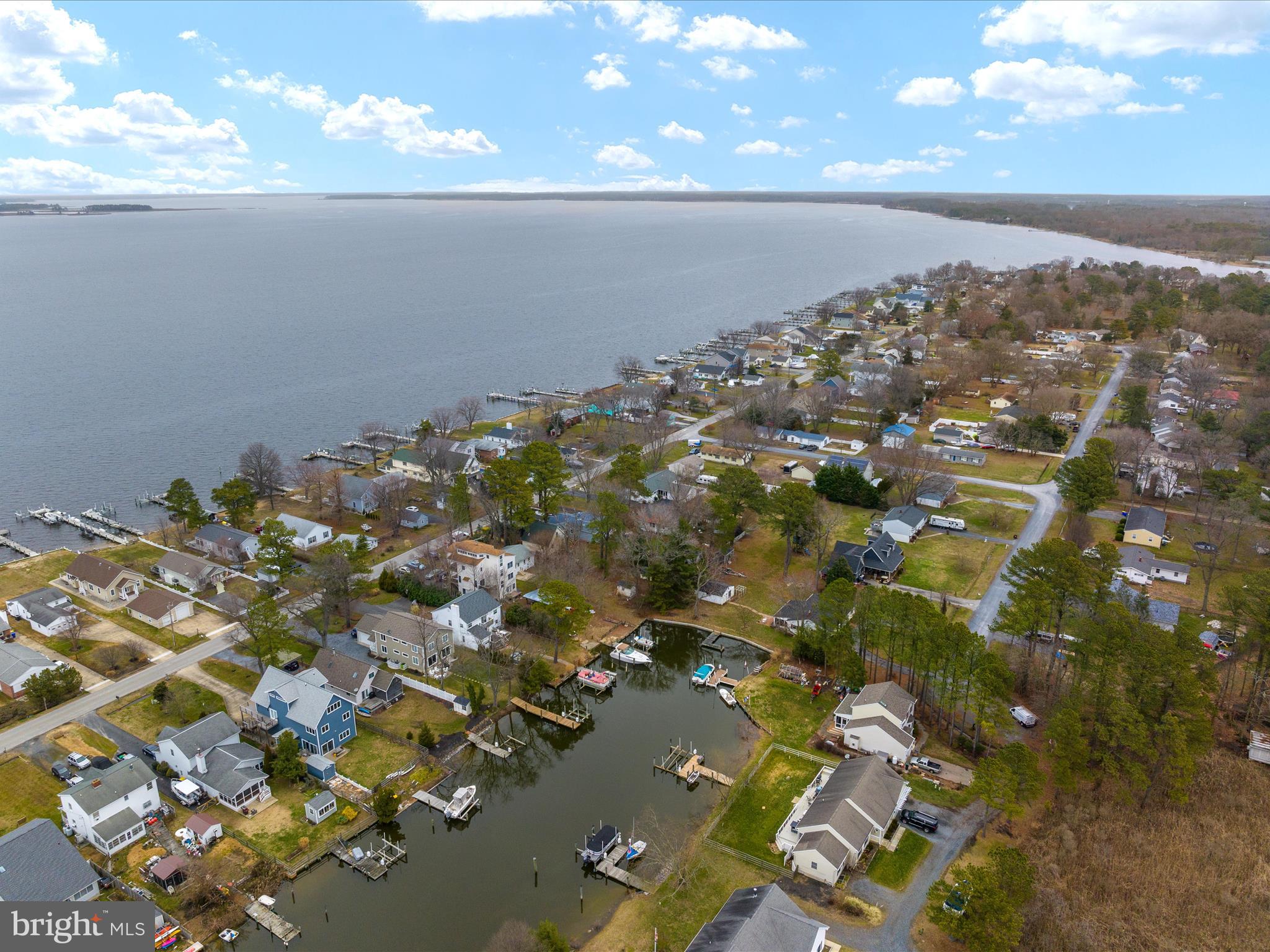 CHESTER RIVER BEACH - Residential