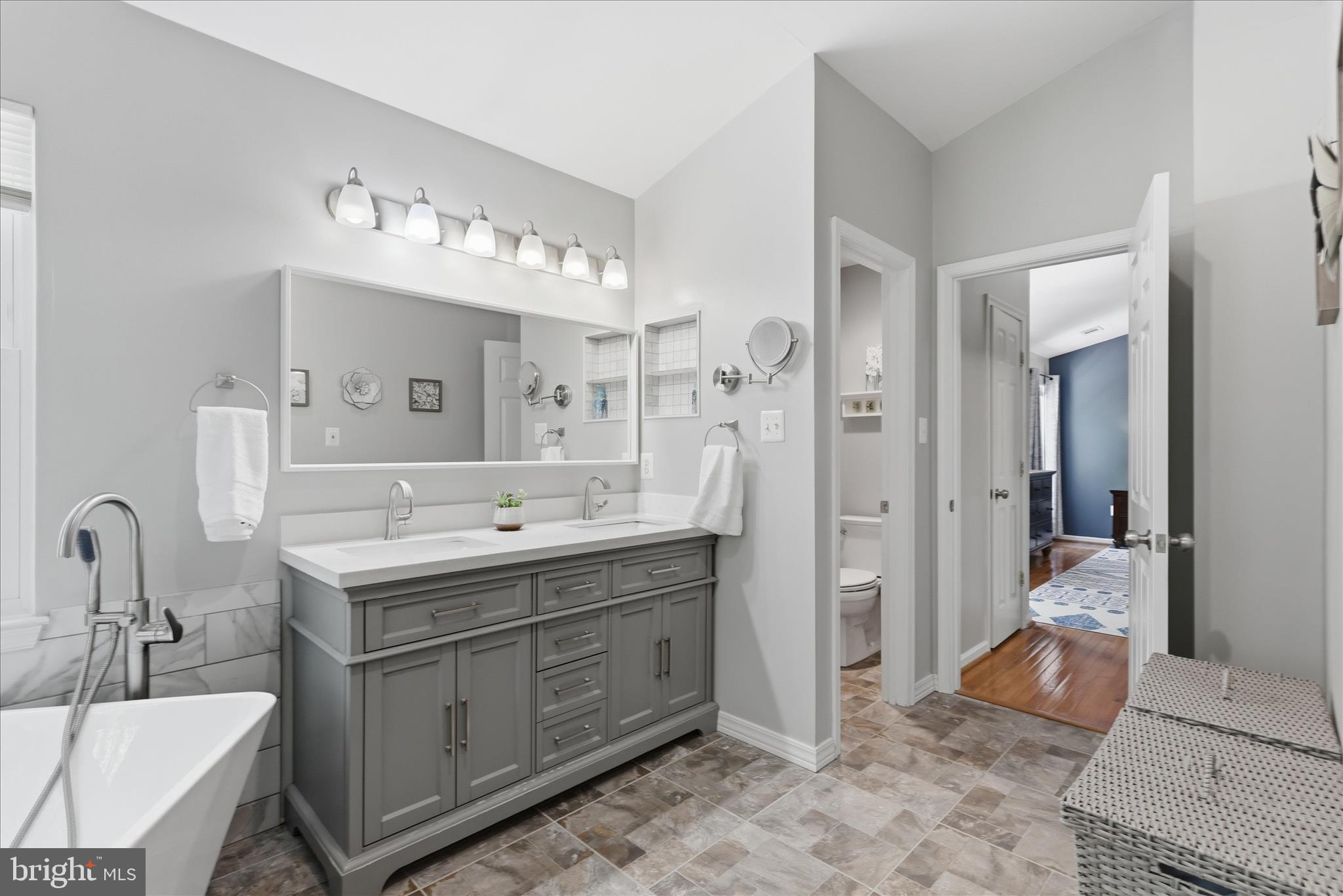 SAYBROOKE - Residential
