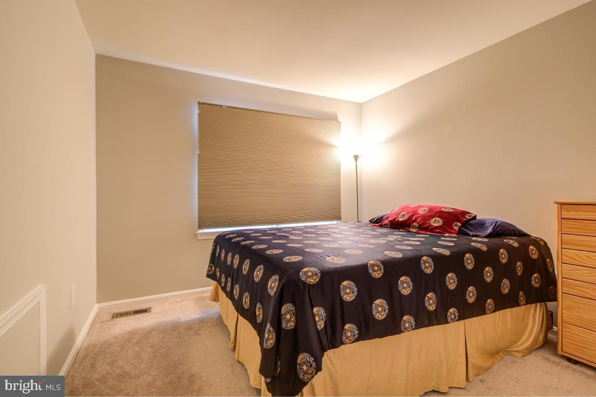 FRANKLIN PARK - Residential Lease