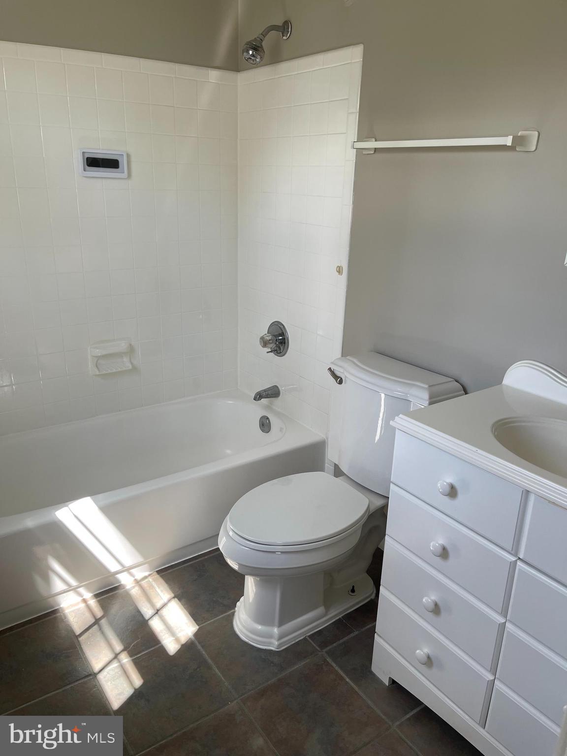 FRANKLIN PARK - Residential Lease