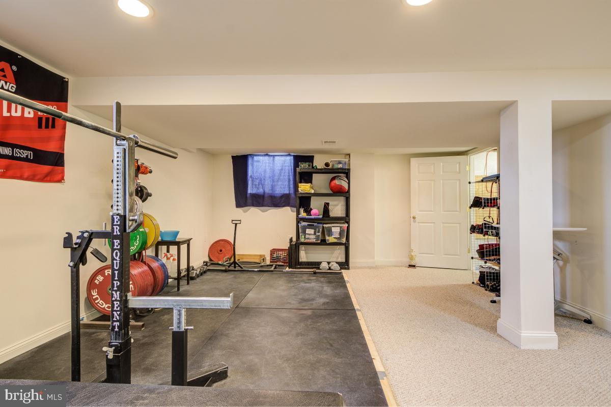 FRANKLIN PARK - Residential Lease