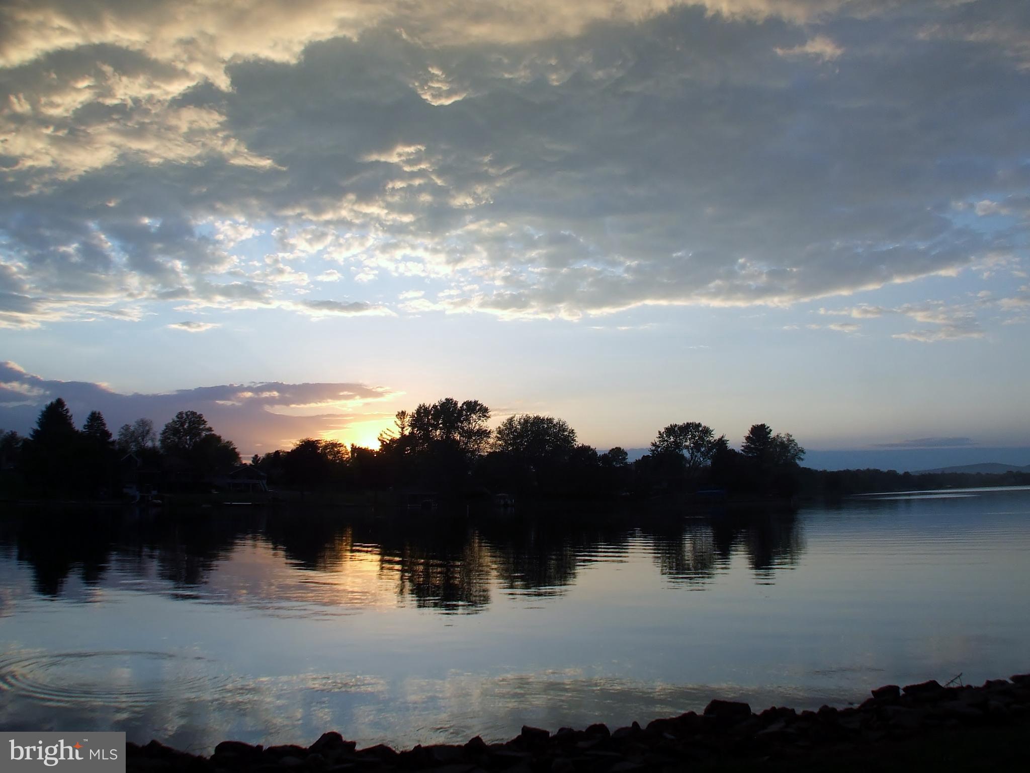 LAKE MEADE - Residential