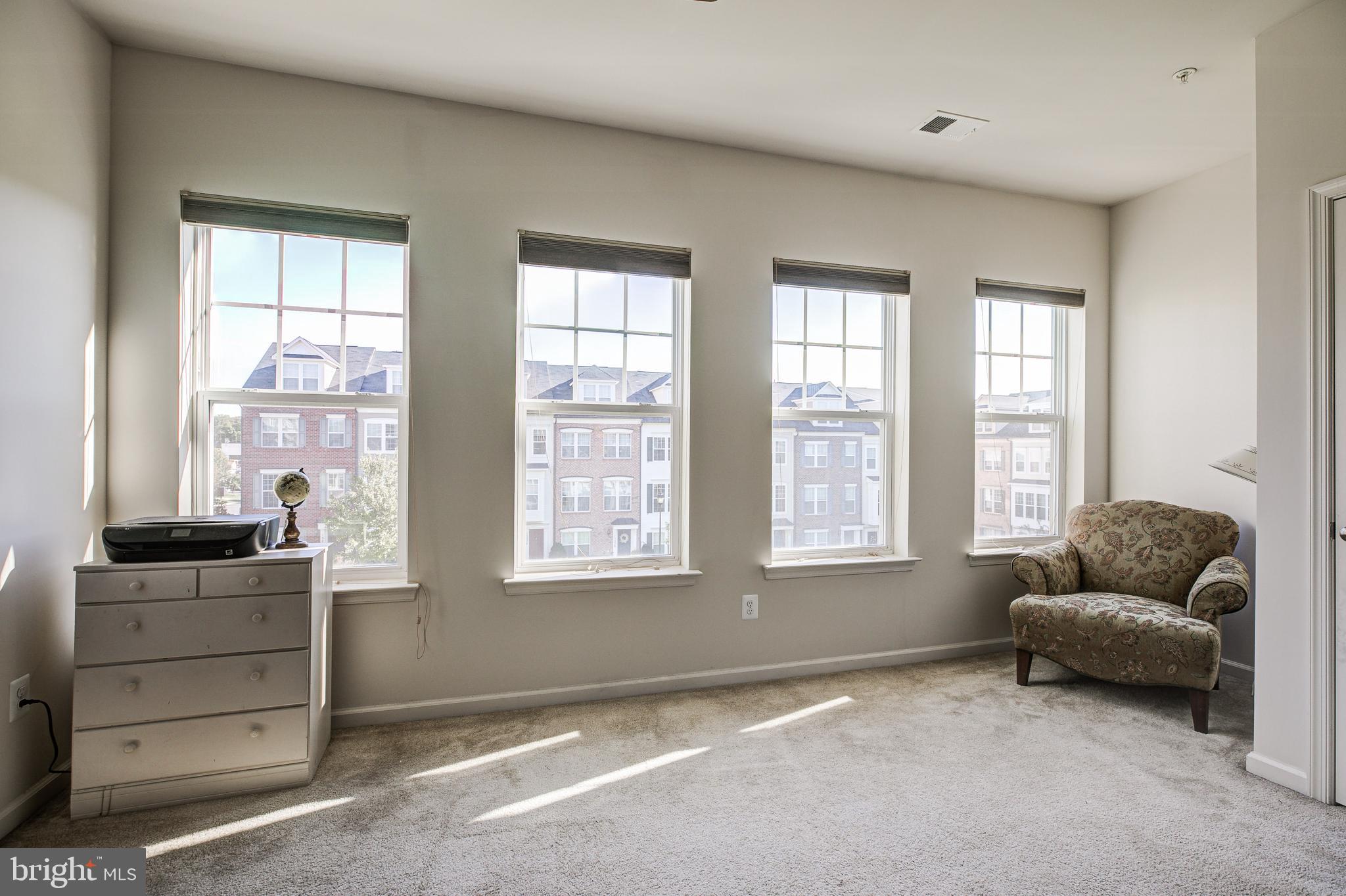 GALLERY PARK - Residential