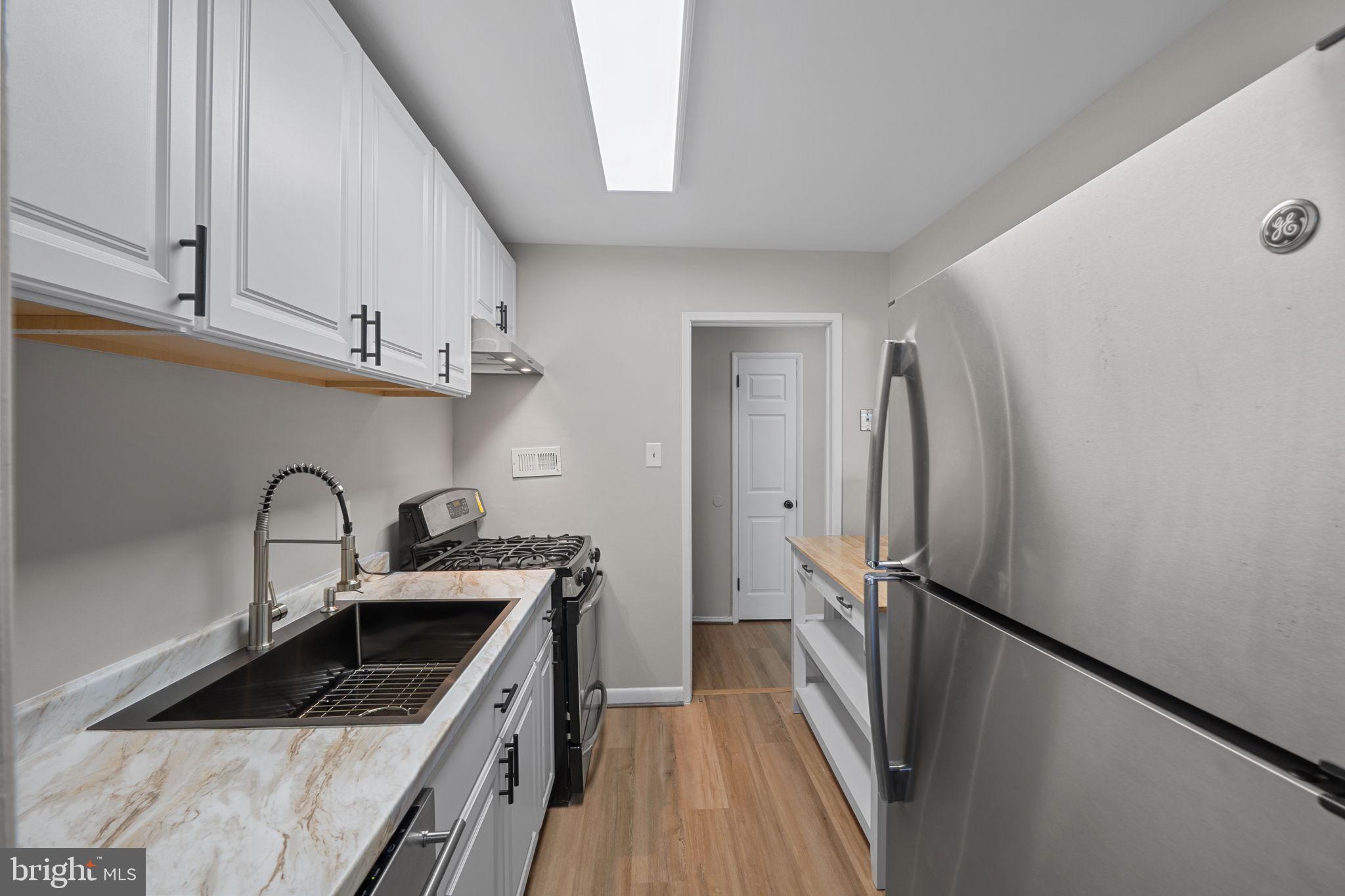 HOLLY HILL CONDOMINIUMS - Residential