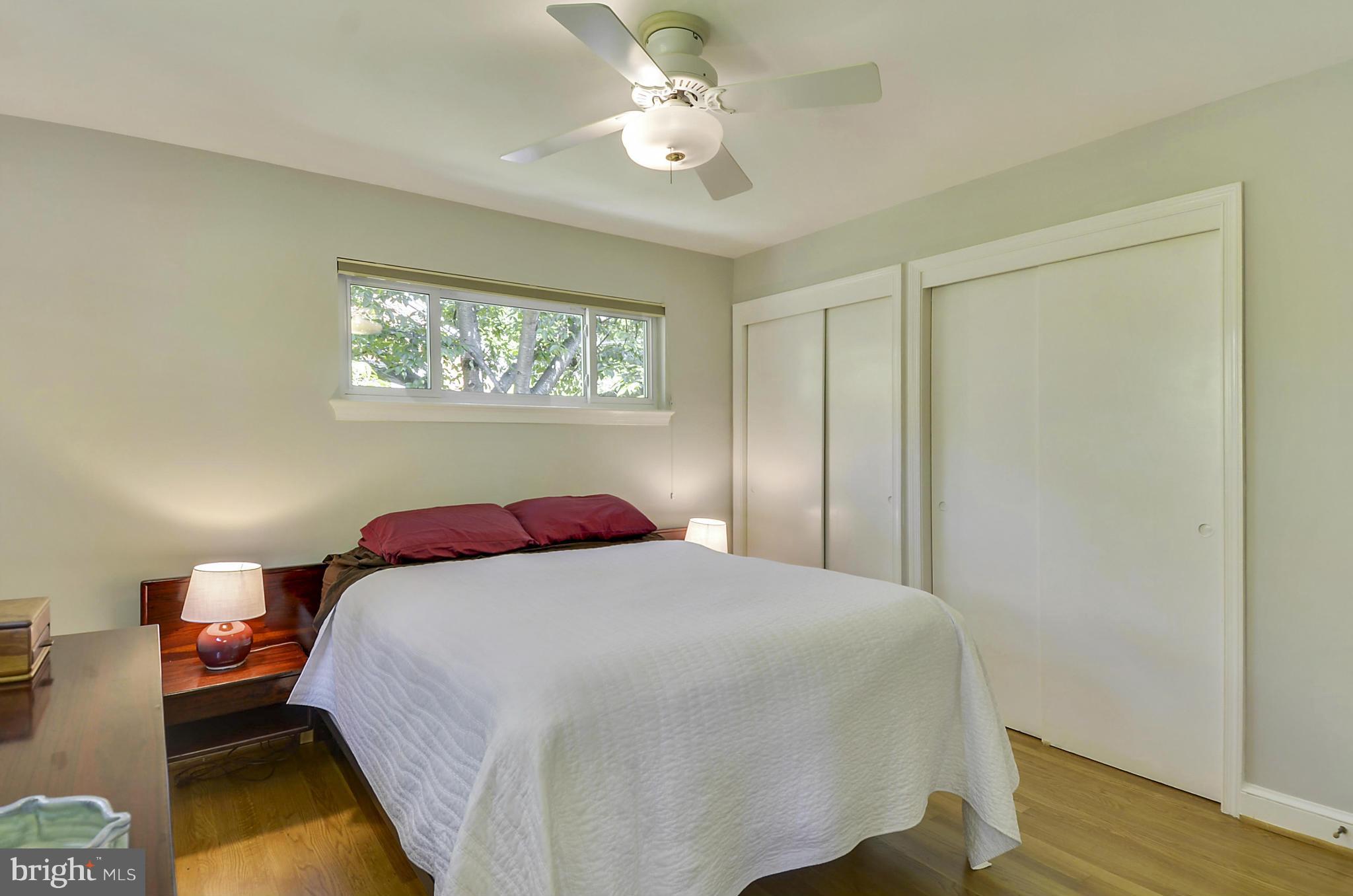 CRESCENT HILLS - Residential