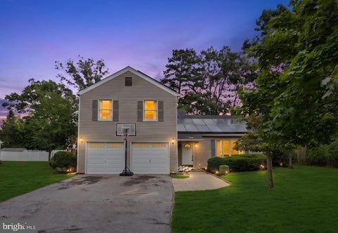 Photo of 1005 Eastwind Avenue, TOMS RIVER, NJ 08753 (MLS # NJOC2044540)