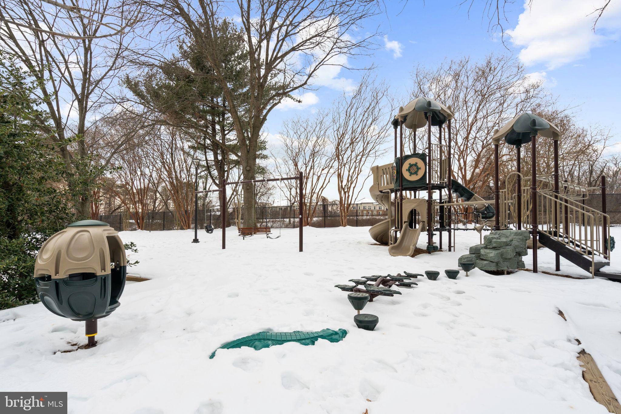 MONTEBELLO CONDO - Residential