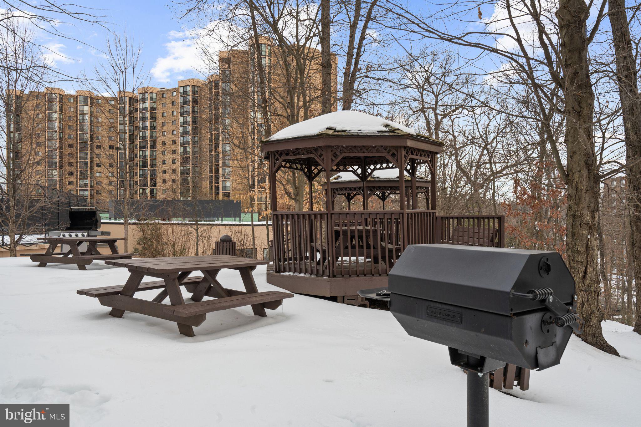 MONTEBELLO CONDO - Residential