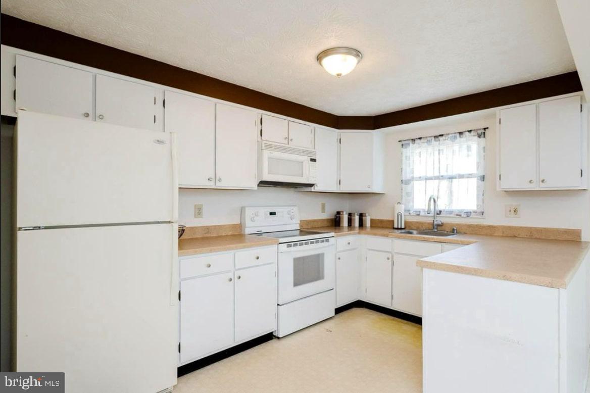 GREENBRIER HILLS - Residential Lease