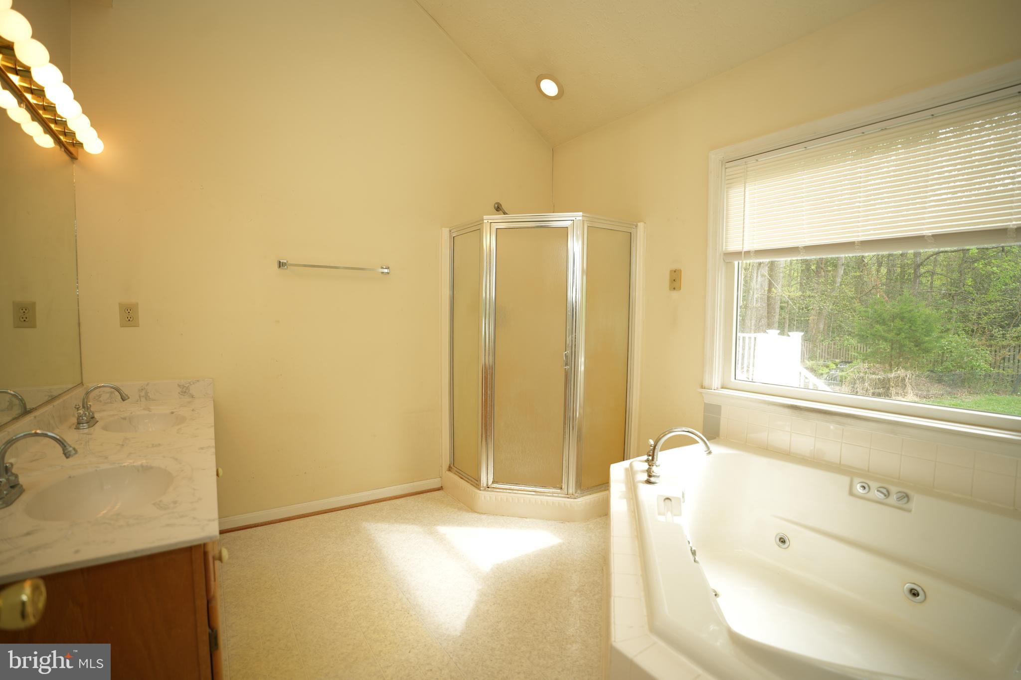 FORD MANOR - Residential