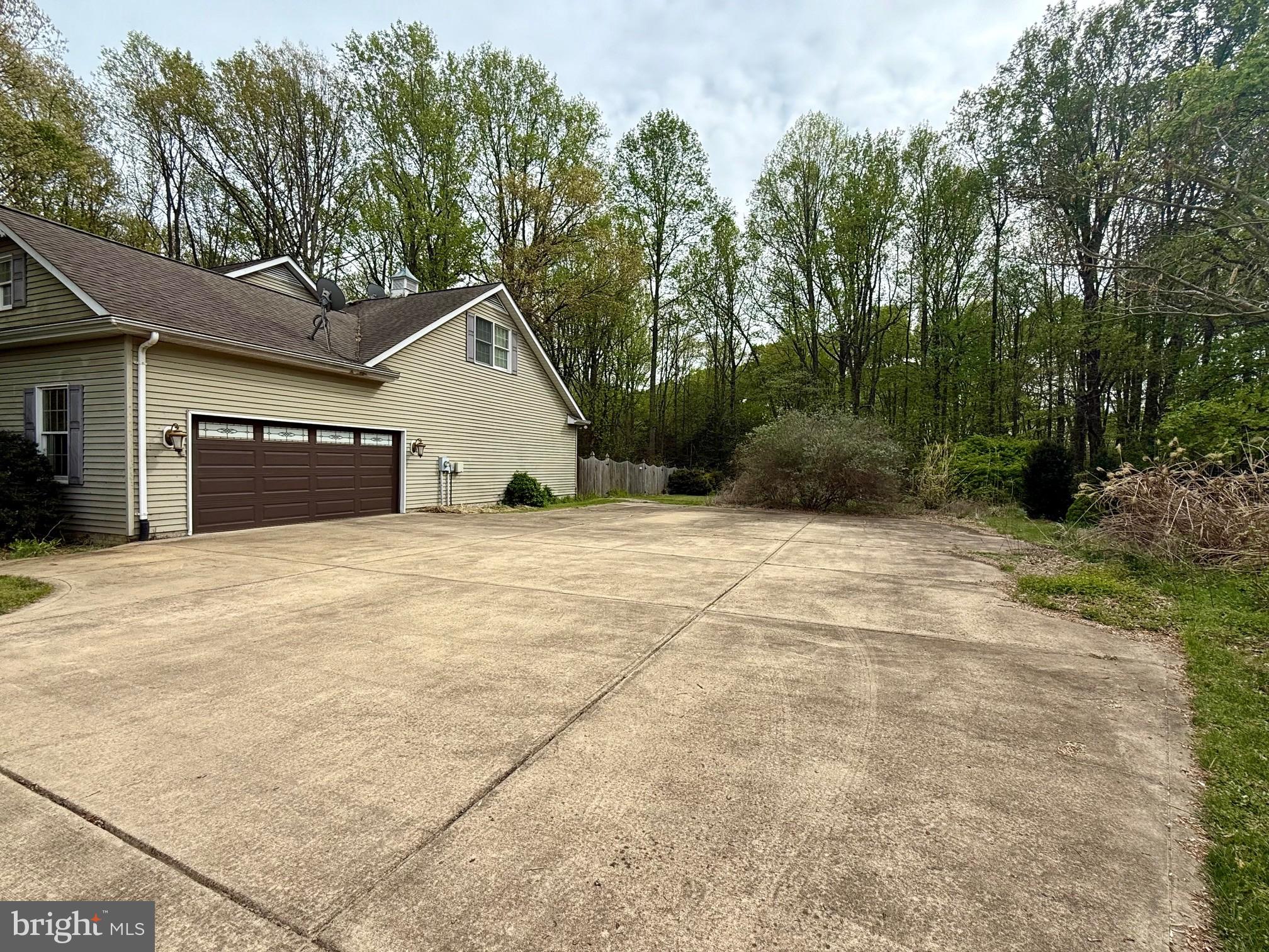 FORD MANOR - Residential