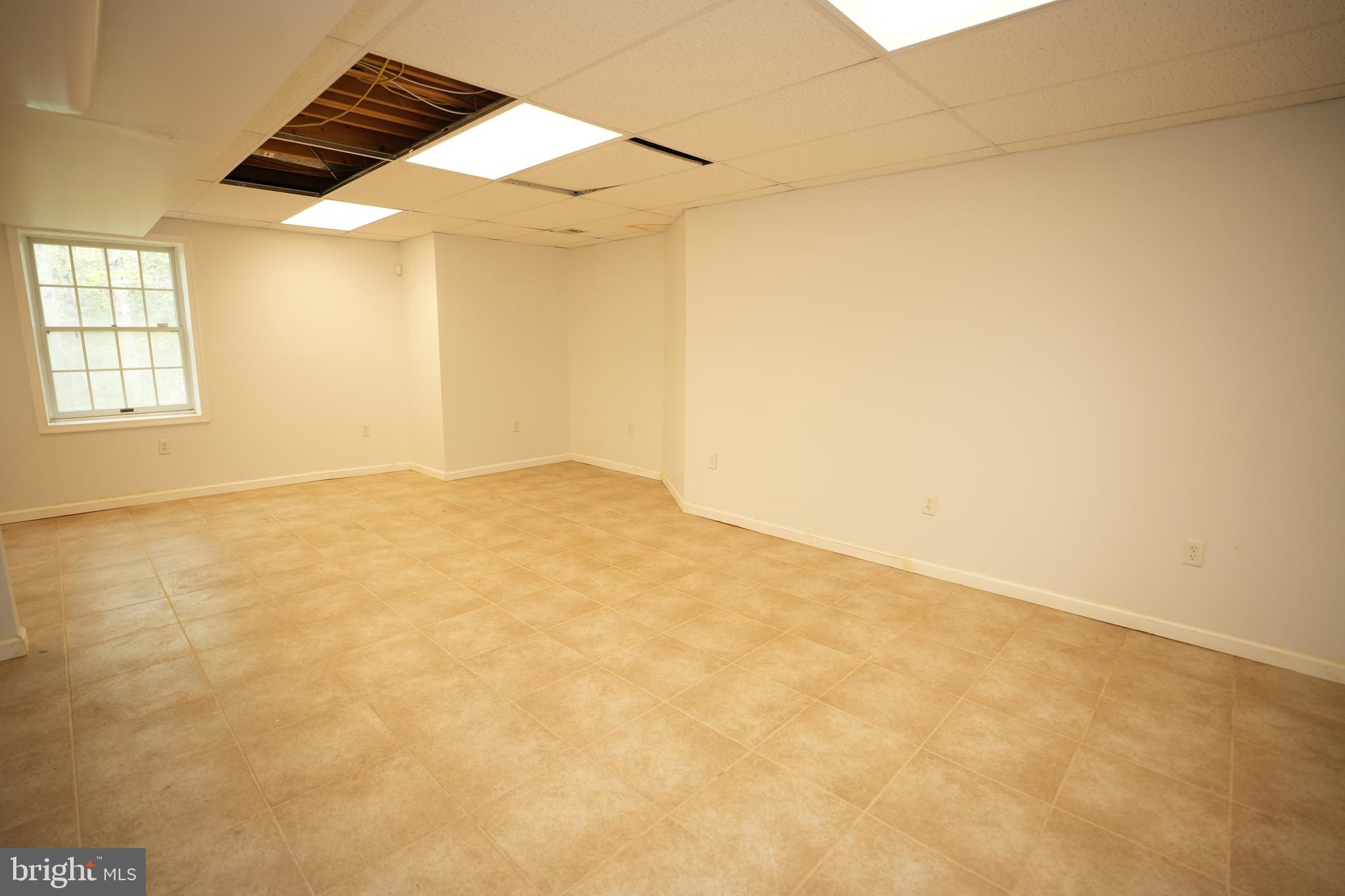 FORD MANOR - Residential