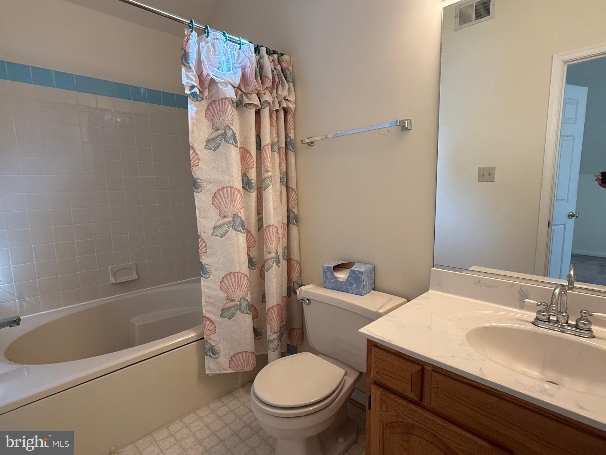 FORD MANOR - Residential