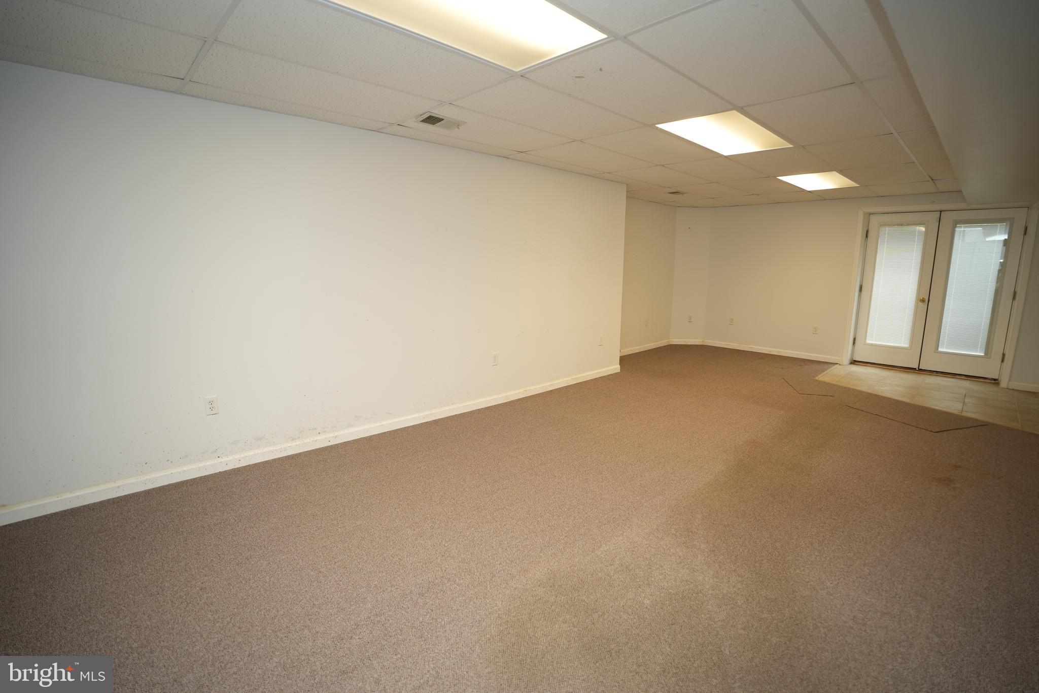 FORD MANOR - Residential