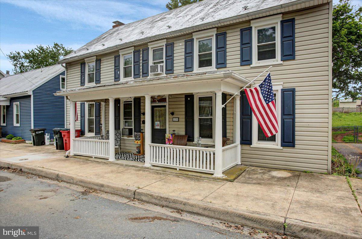 SHARPSBURG - Residential