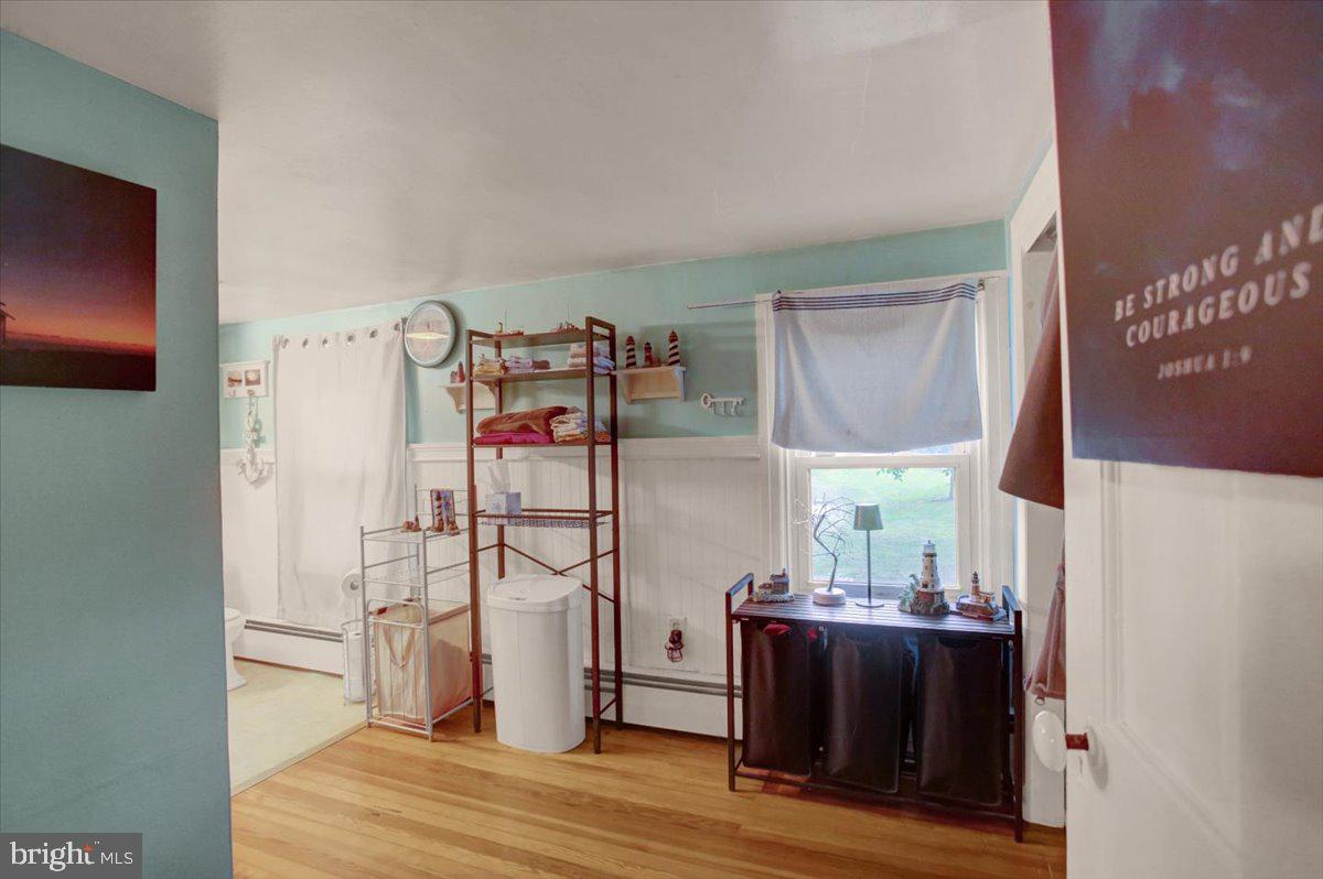 SHARPSBURG - Residential