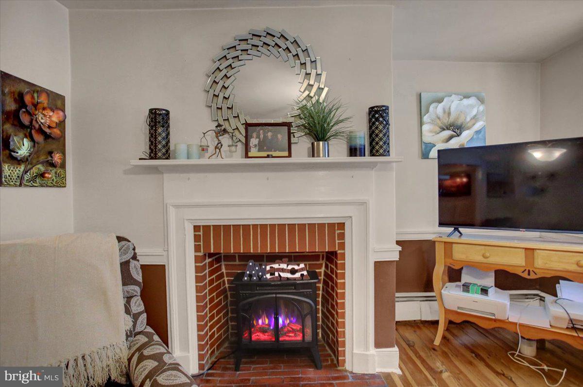 SHARPSBURG - Residential