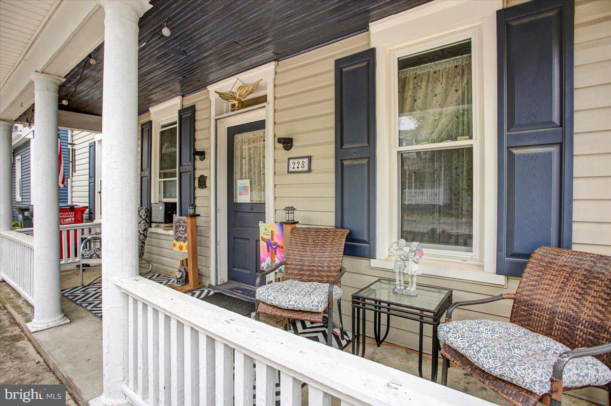 SHARPSBURG - Residential