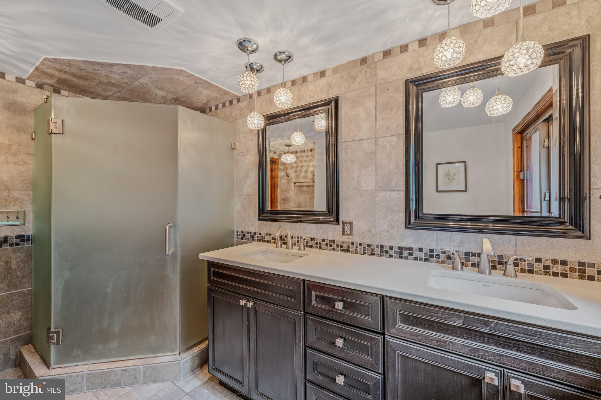 POTOMAC HEIGHTS - Residential