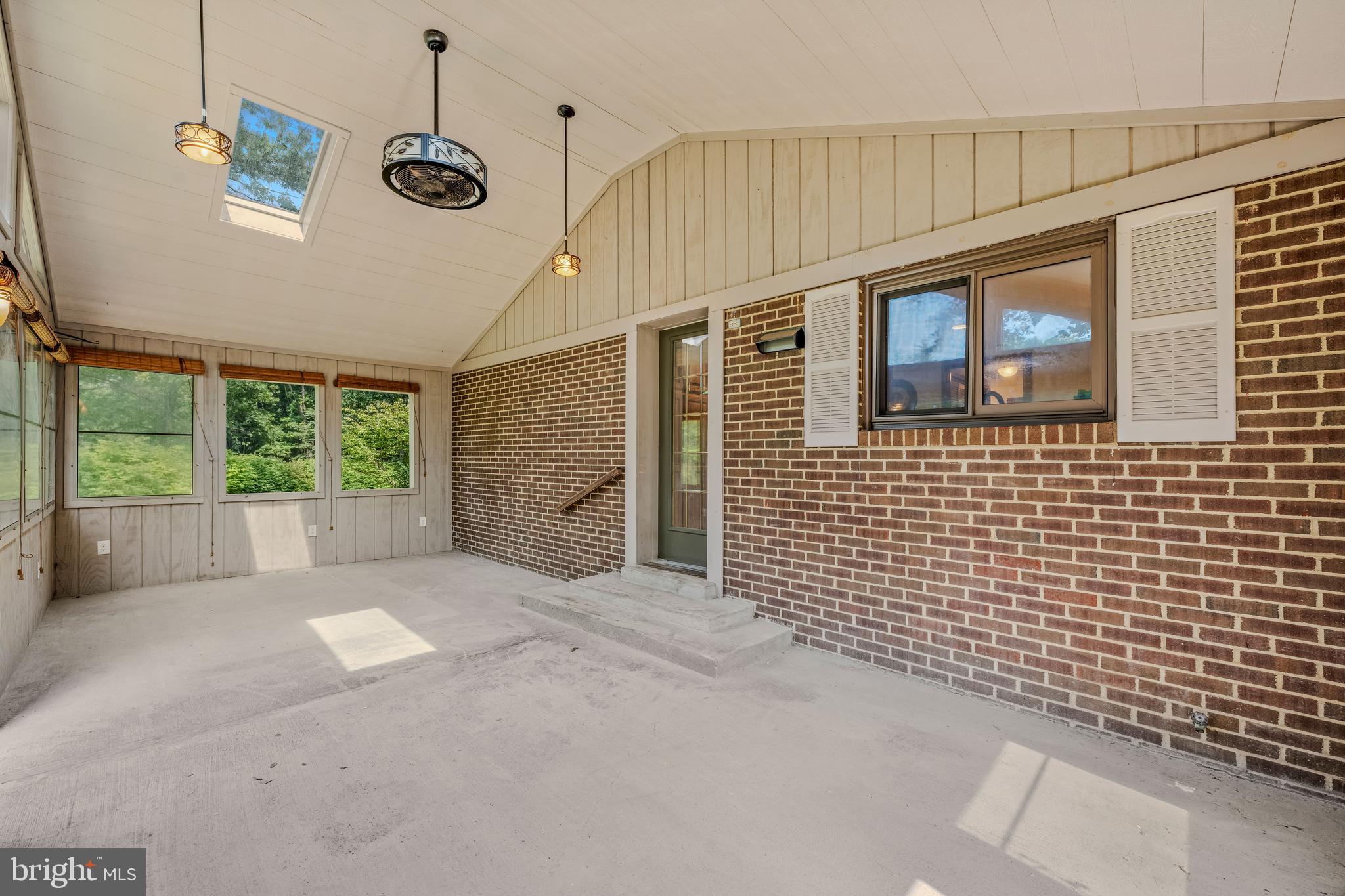 POTOMAC HEIGHTS - Residential