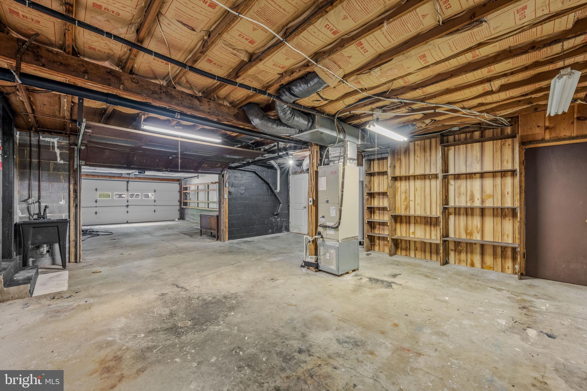 POTOMAC HEIGHTS - Residential