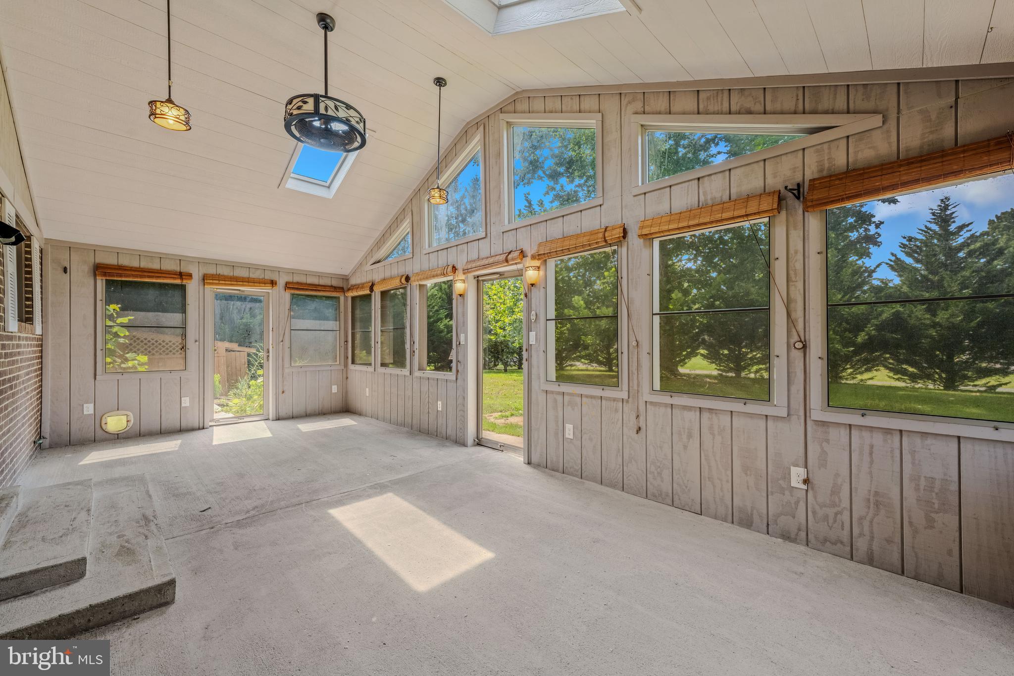 POTOMAC HEIGHTS - Residential