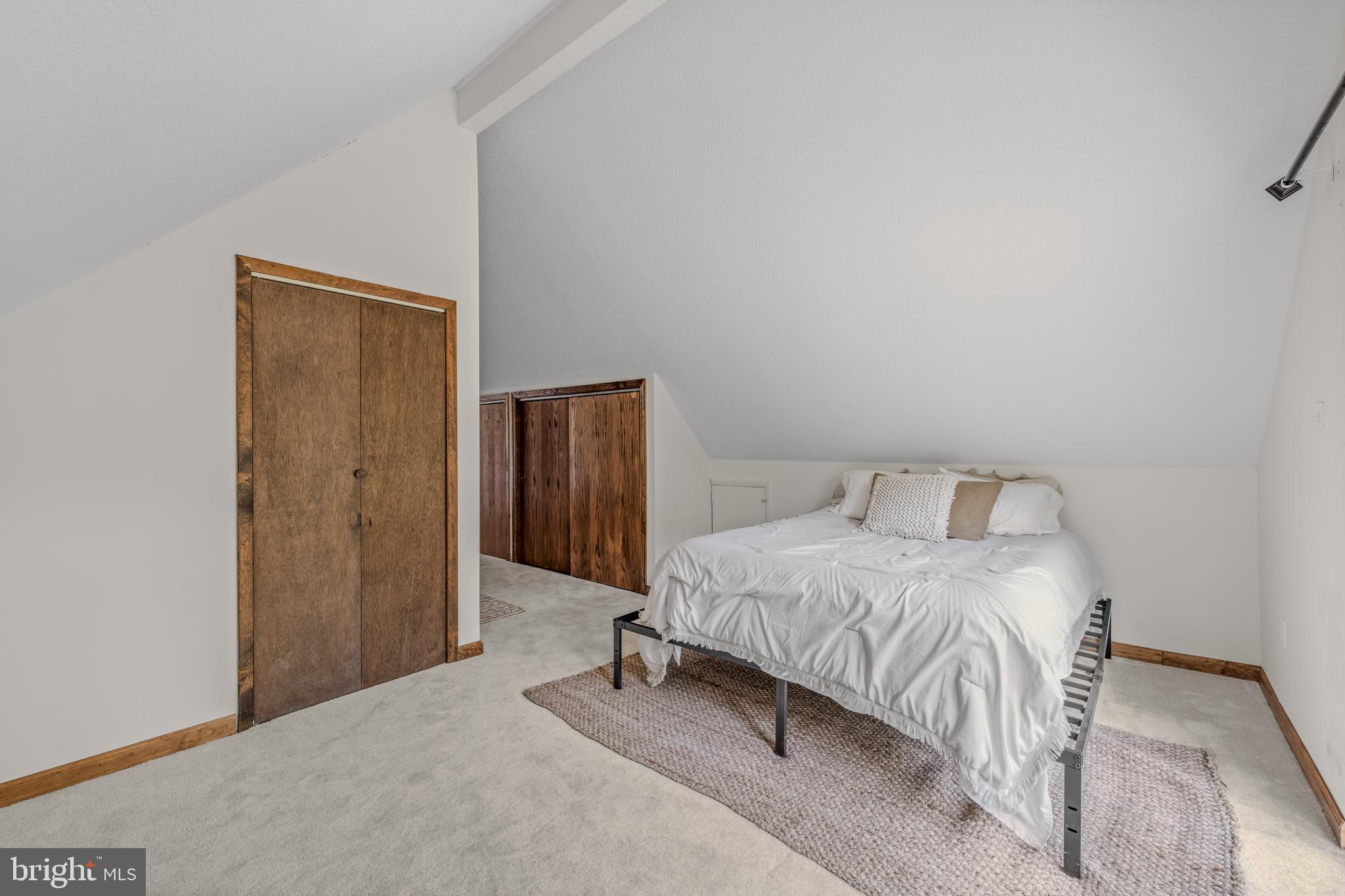 POTOMAC HEIGHTS - Residential