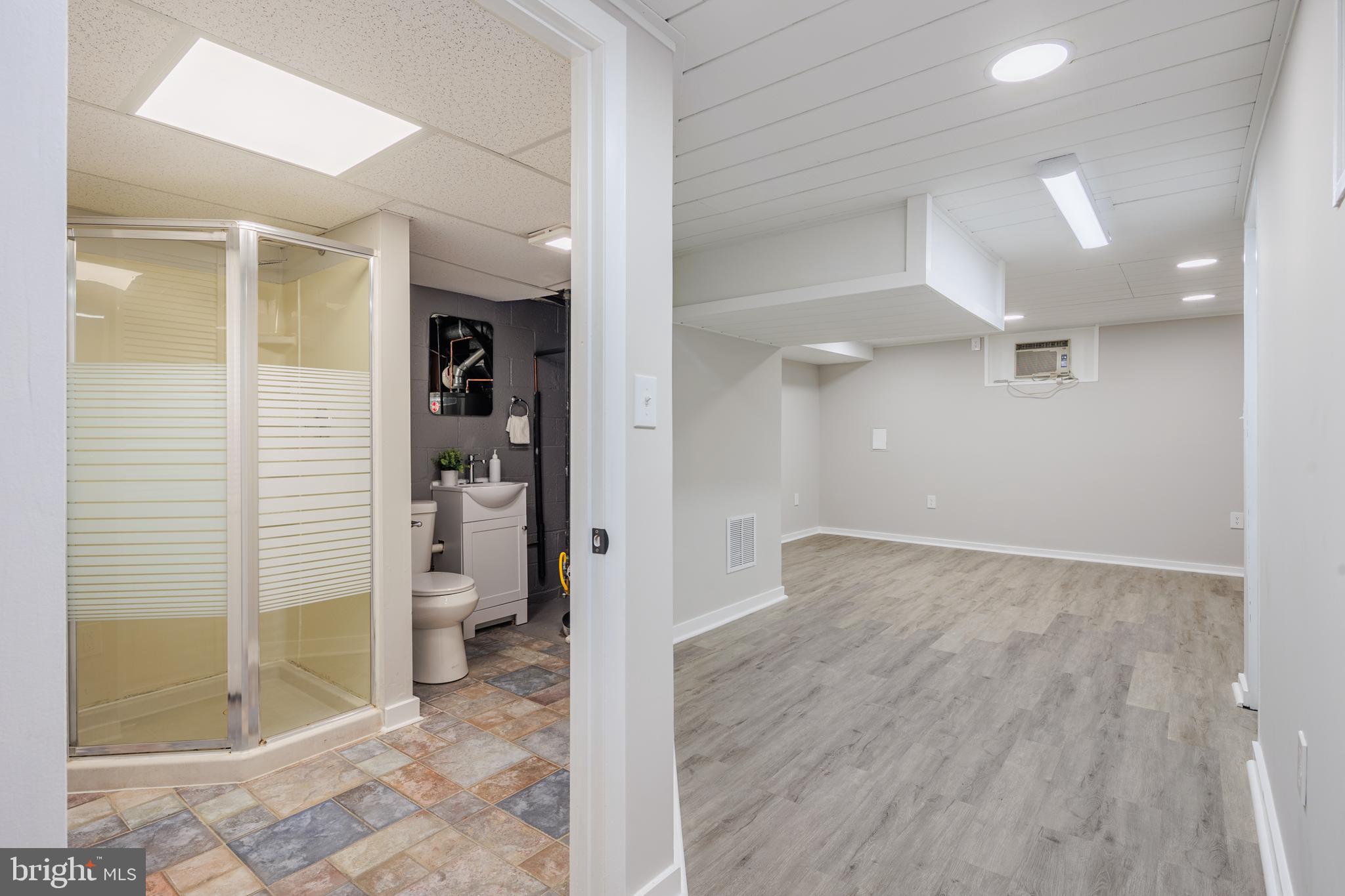 EASTWOOD HEIGHTS - Residential
