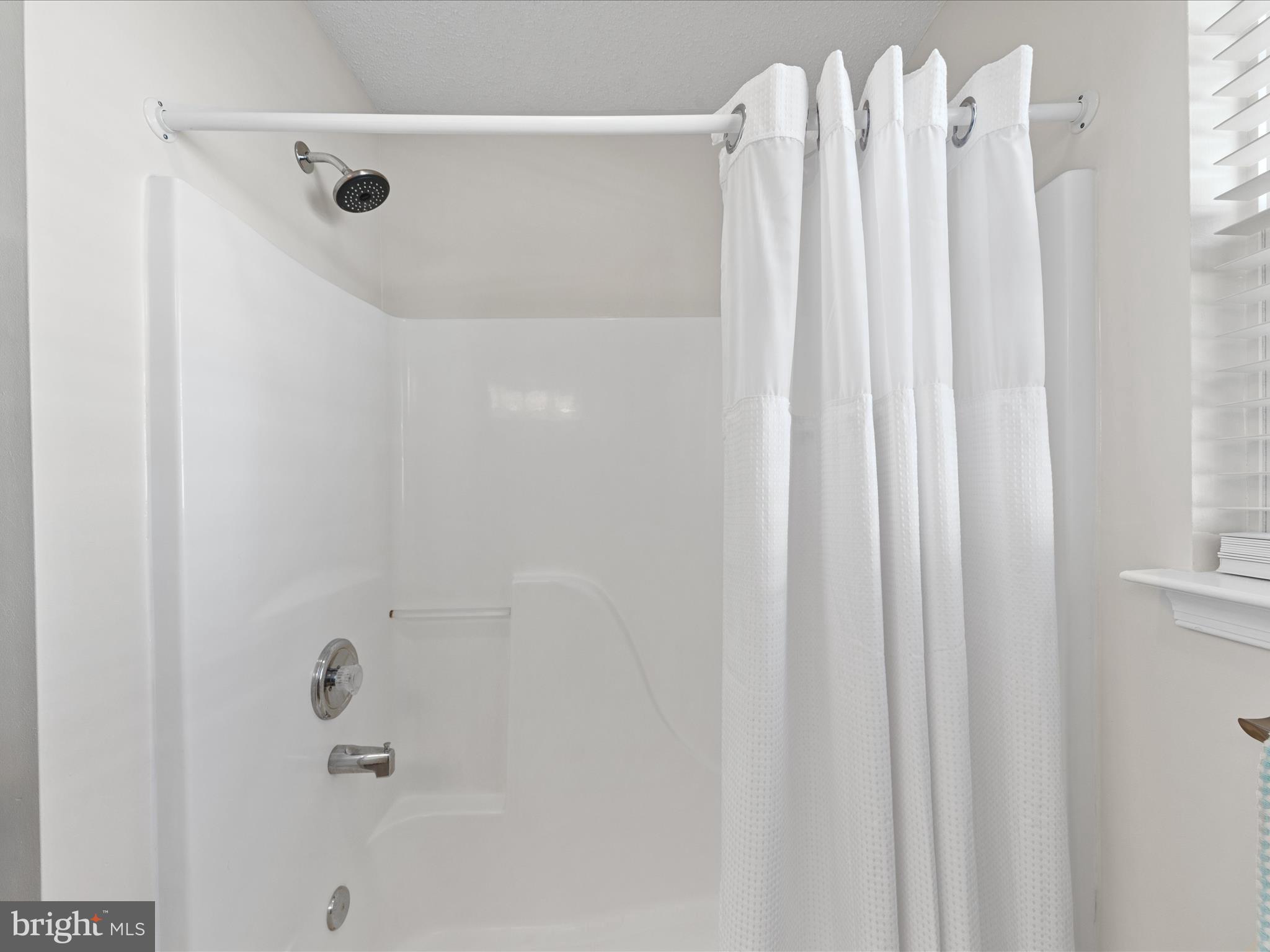 BETHANY MEADOWS - Residential