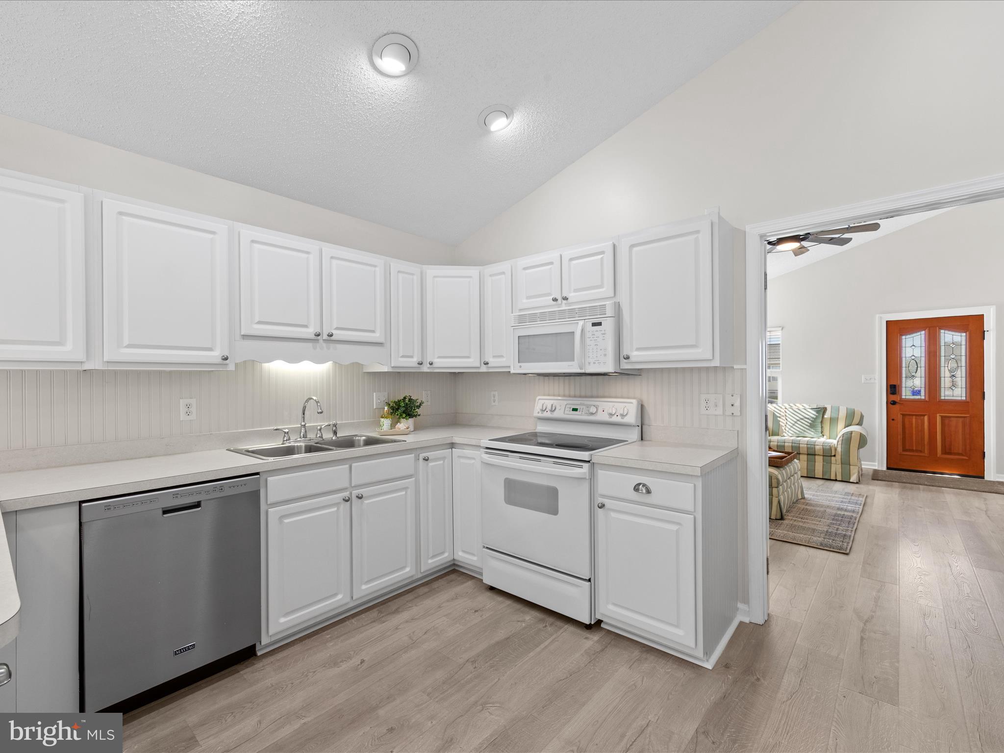 BETHANY MEADOWS - Residential