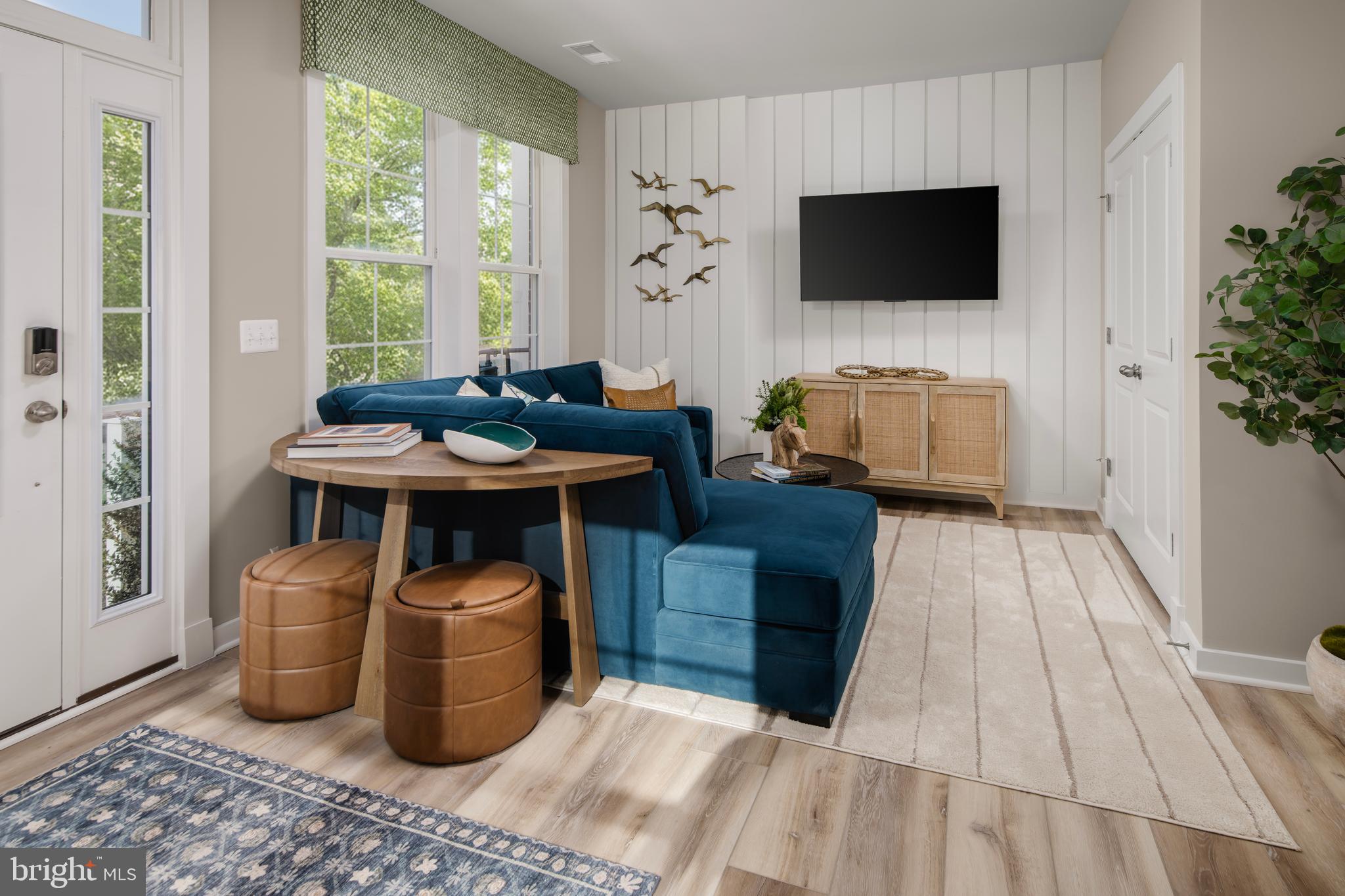 MARY'S LANDING - Residential