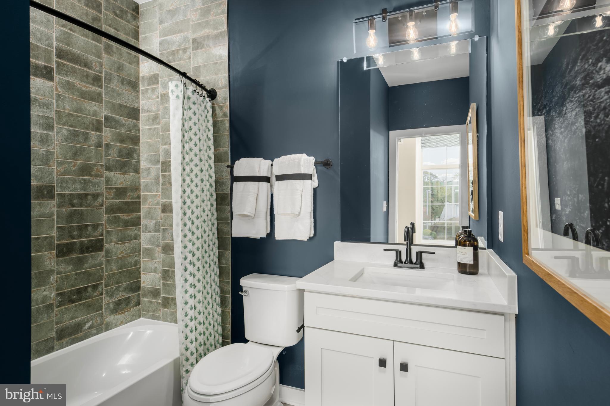 MARY'S LANDING - Residential