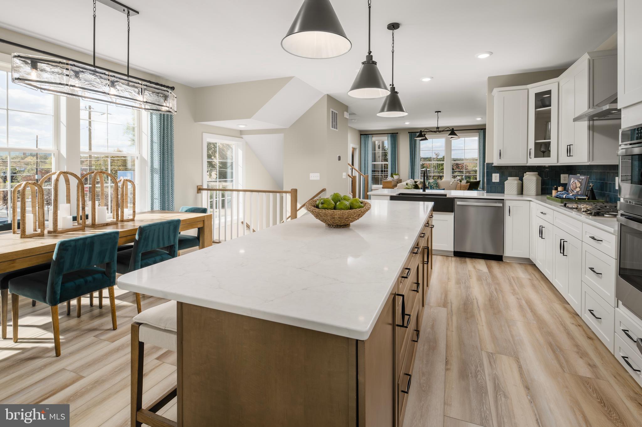 MARY'S LANDING - Residential