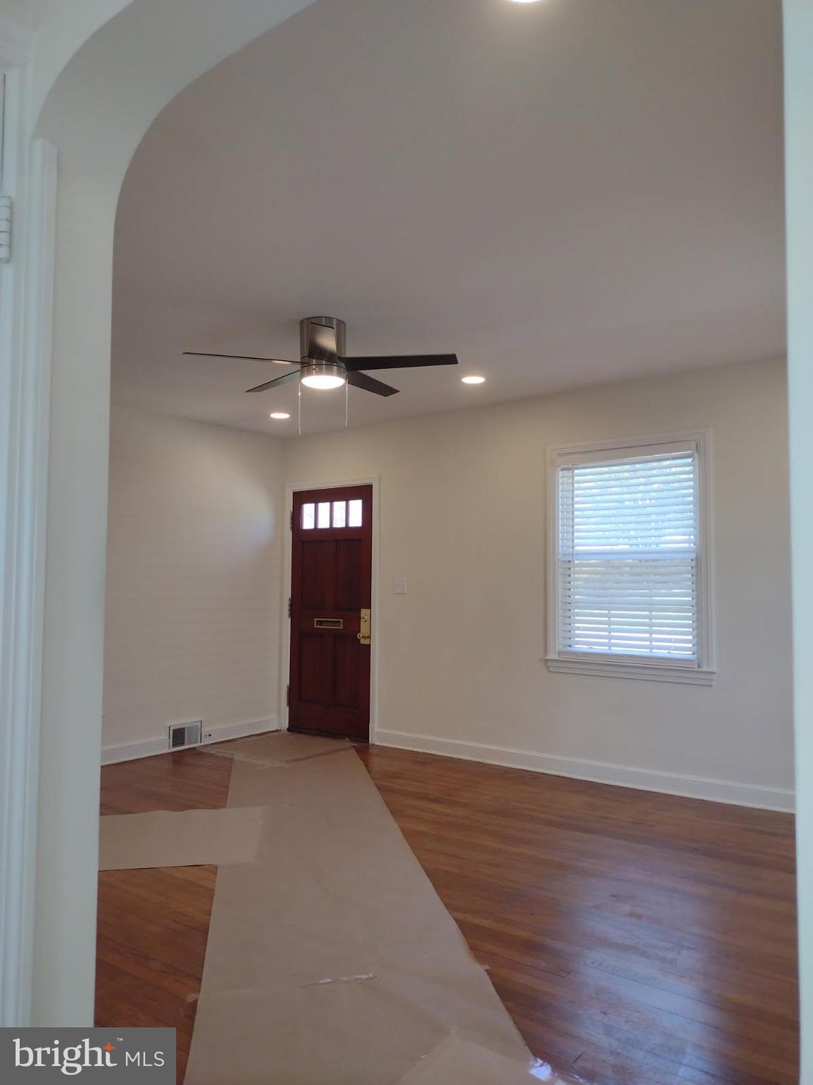 812 FOREST GLEN ROAD