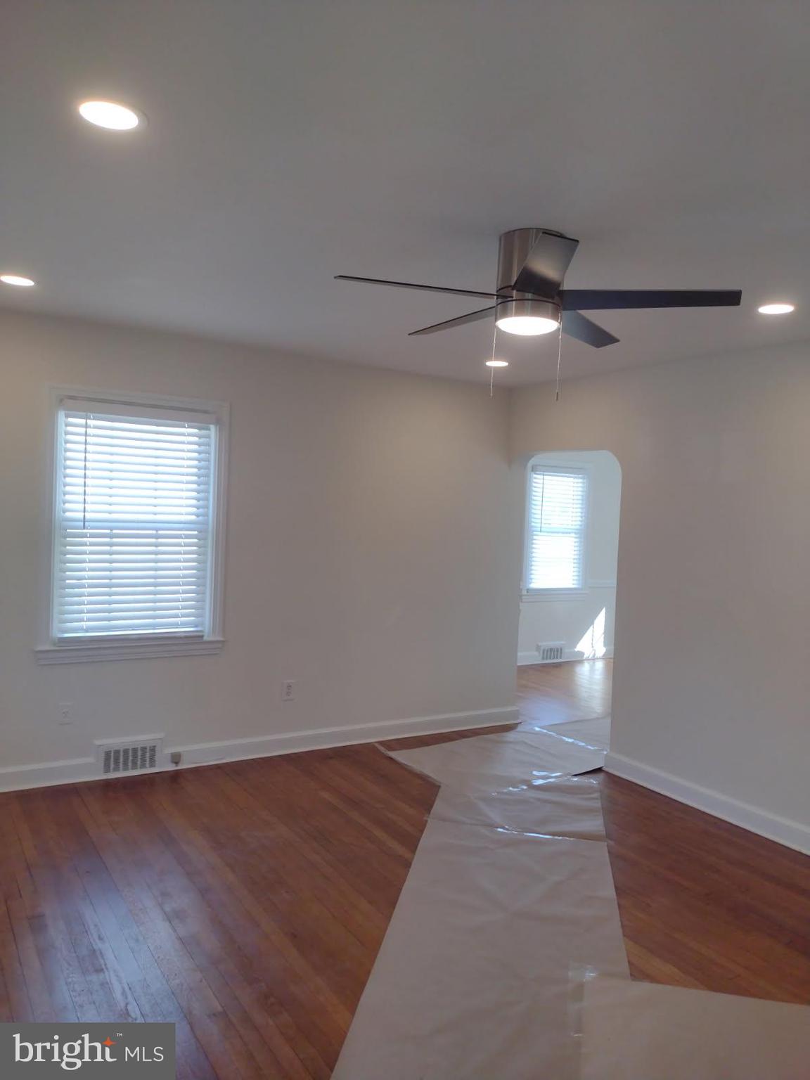 812 FOREST GLEN ROAD