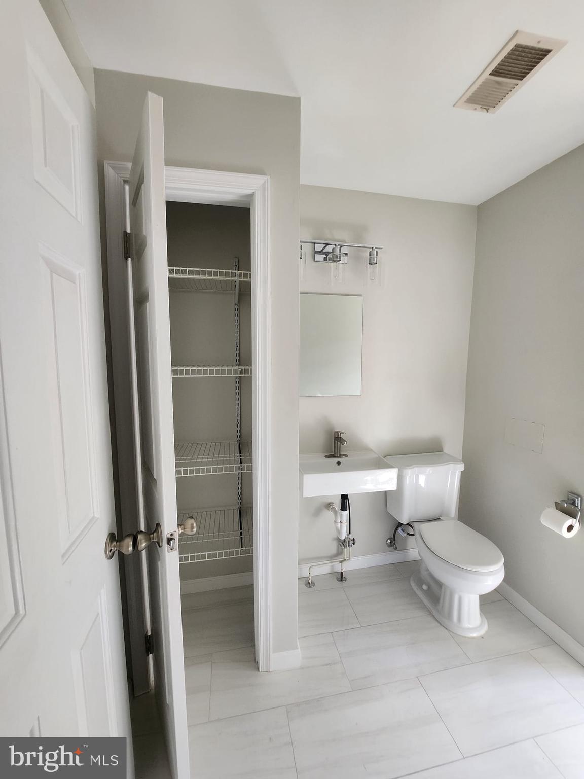 DOWNTOWN FREDERICK - Residential Lease