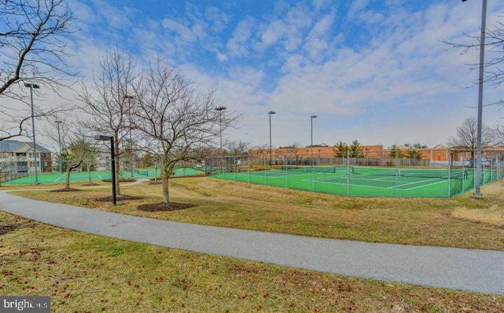 CHESTNUT GABLE - Residential Lease