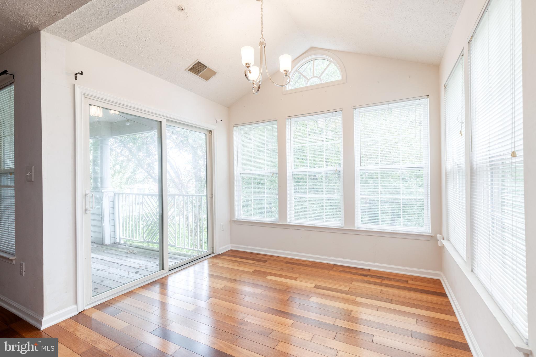 CHESTNUT GABLE - Residential Lease