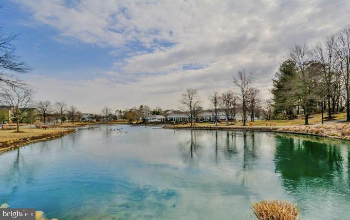 CHESTNUT GABLE - Residential Lease