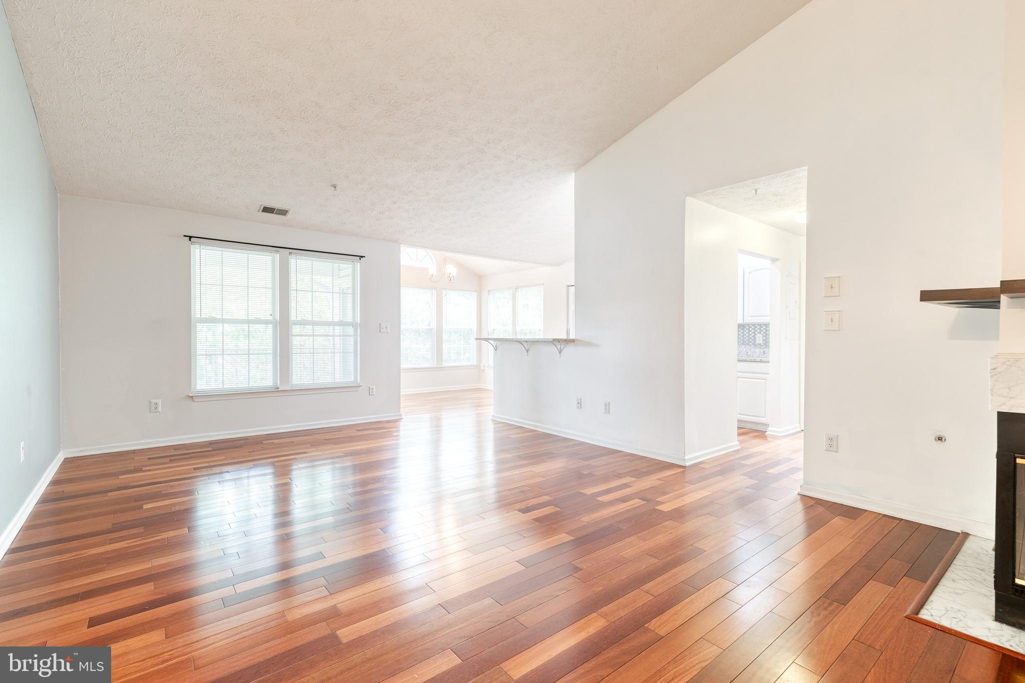 CHESTNUT GABLE - Residential Lease