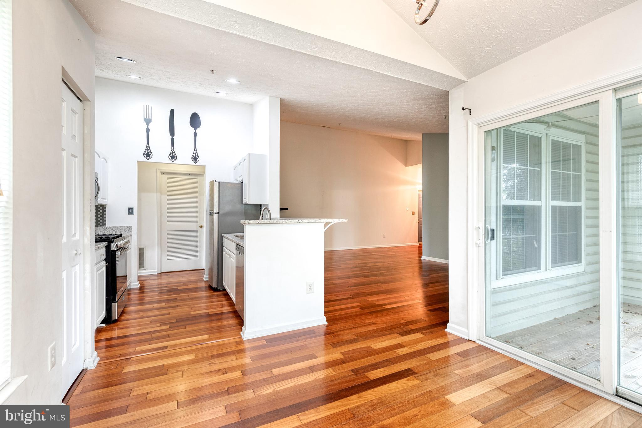 CHESTNUT GABLE - Residential Lease