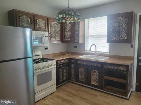 Townhouse For Sale - 319 S Lehigh Street<br/> BALTIMORE, MD 21224