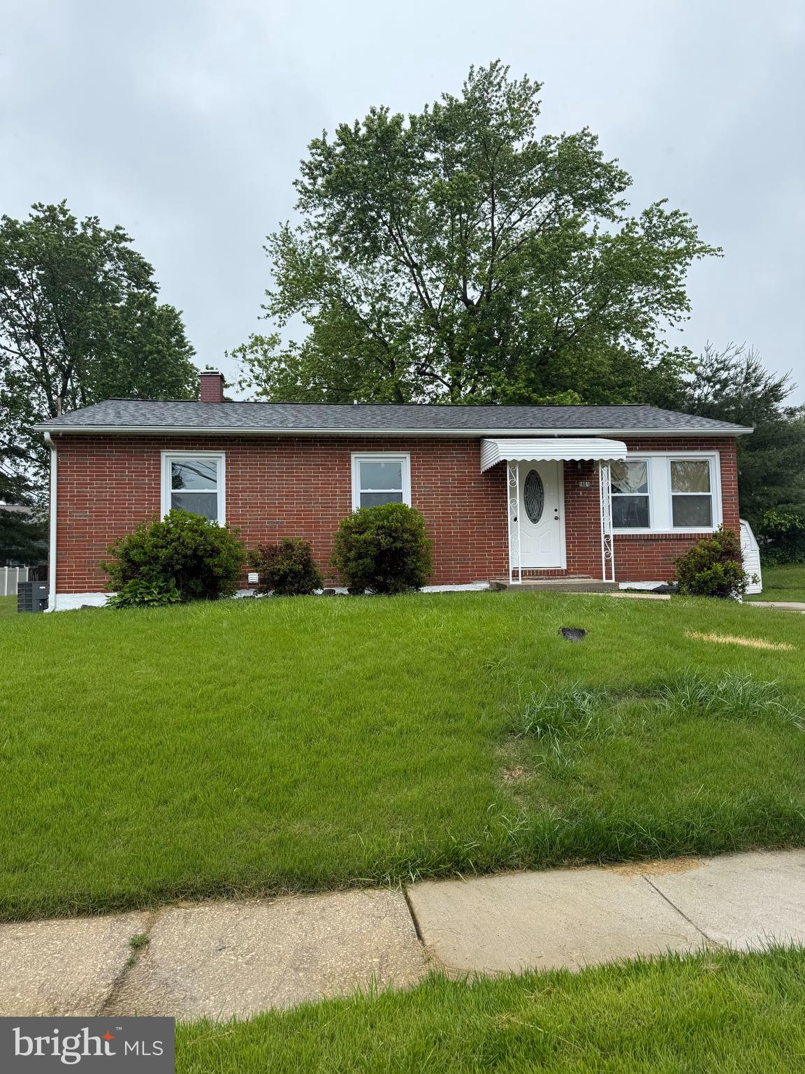 461 DORIS CIRCLE