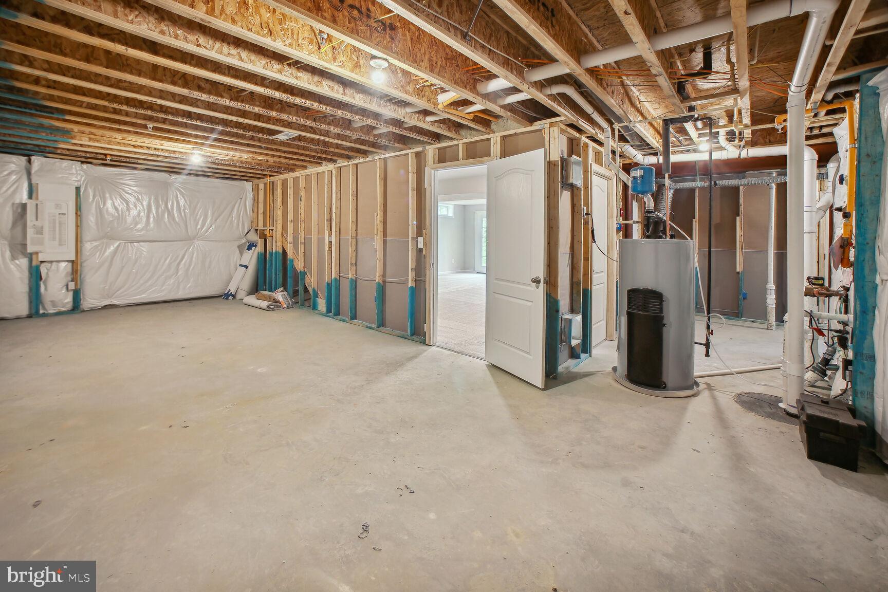 TINKER'S PRESERVE - Residential