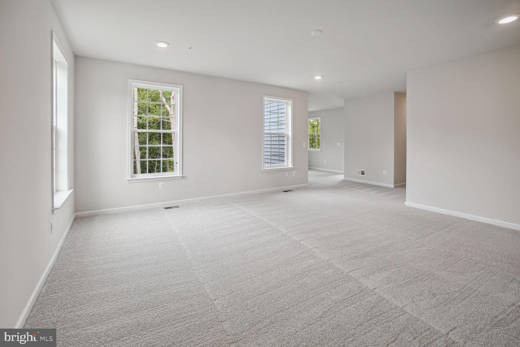 TINKER'S PRESERVE - Residential