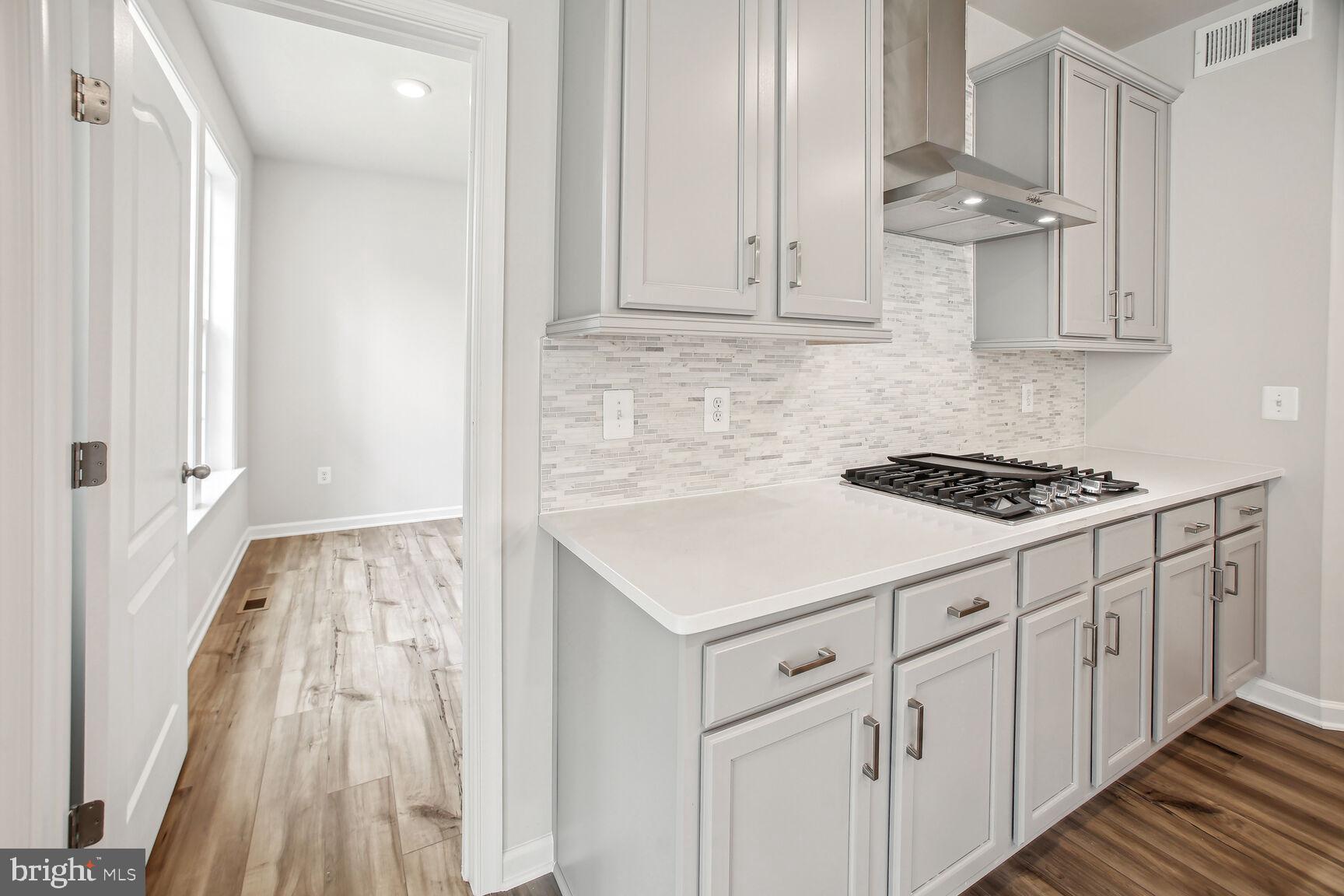 TINKER'S PRESERVE - Residential