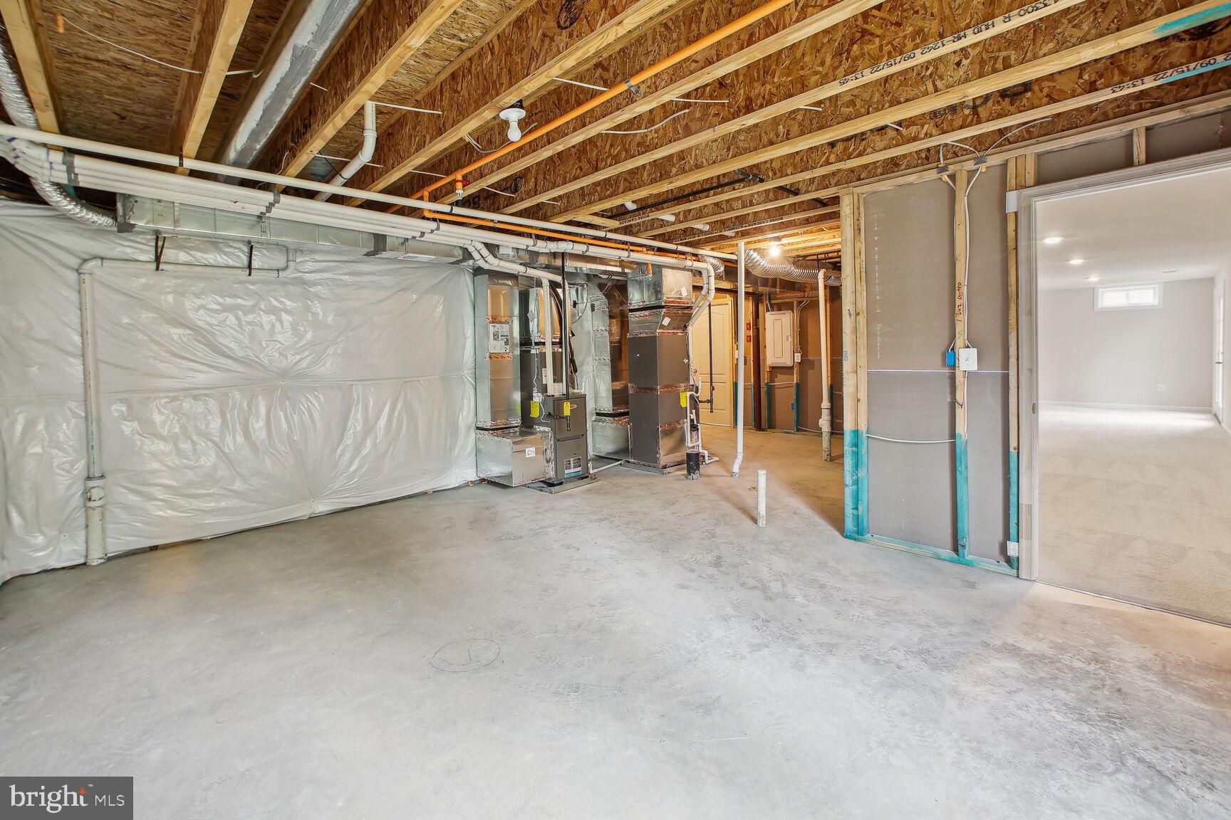 TINKER'S PRESERVE - Residential