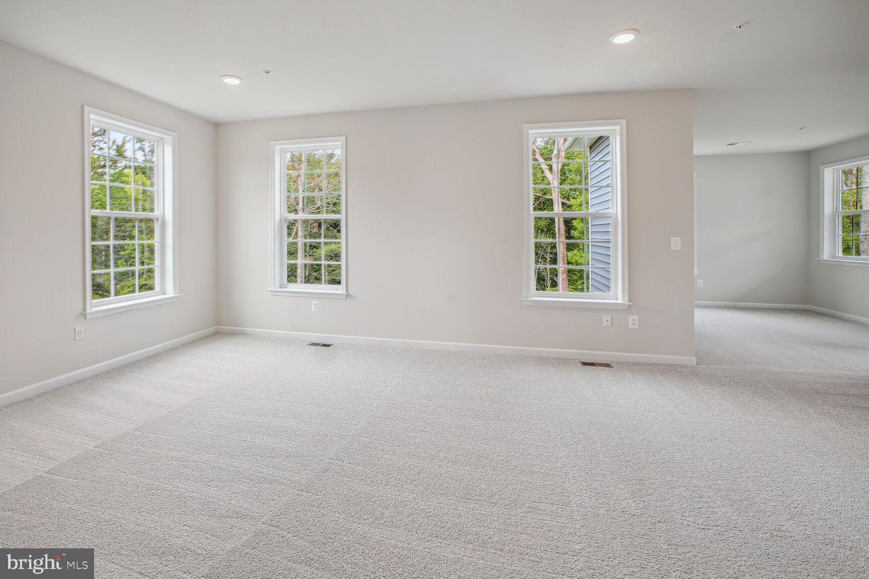 TINKER'S PRESERVE - Residential