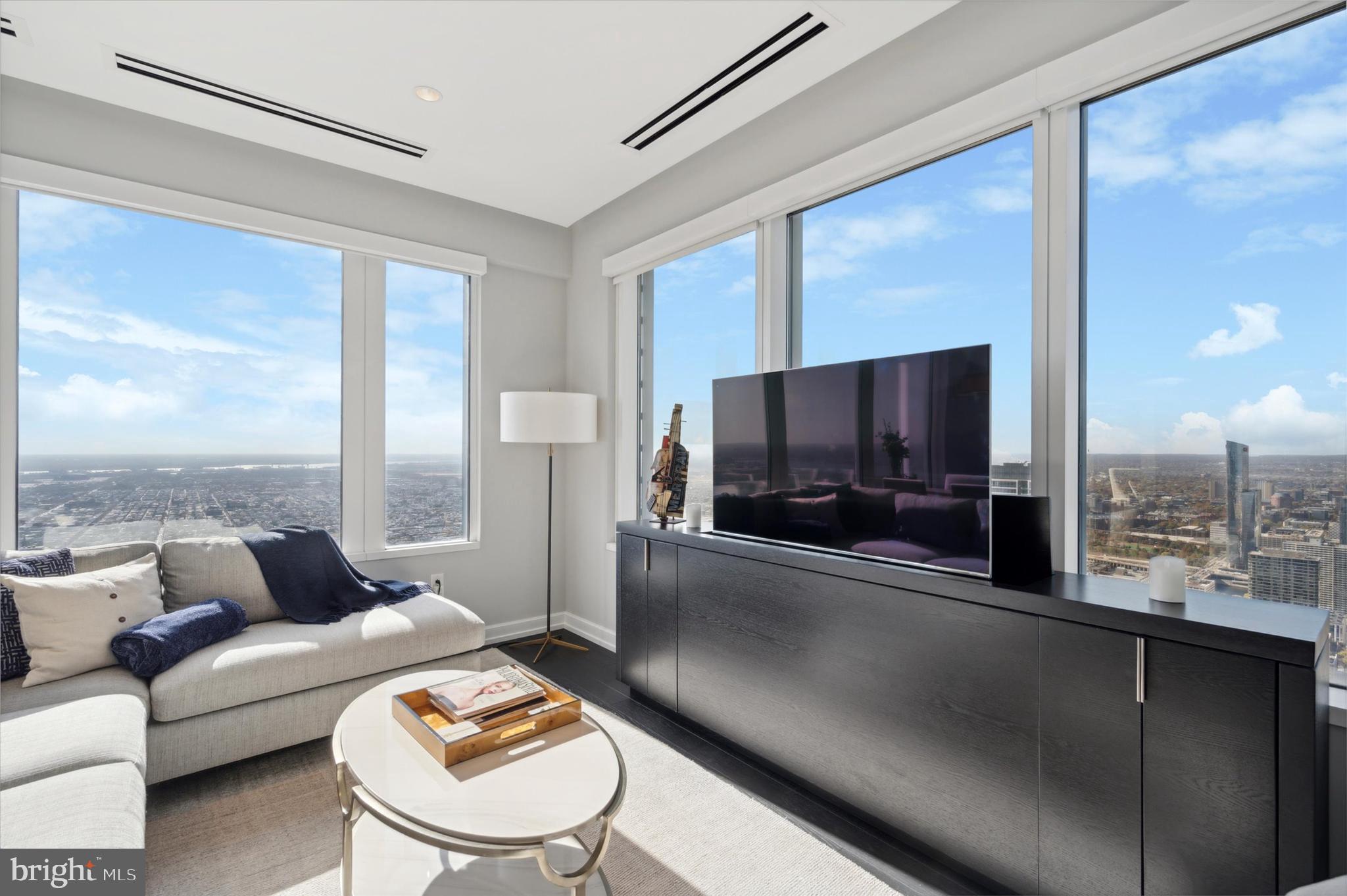 CENTER CITY - Residential