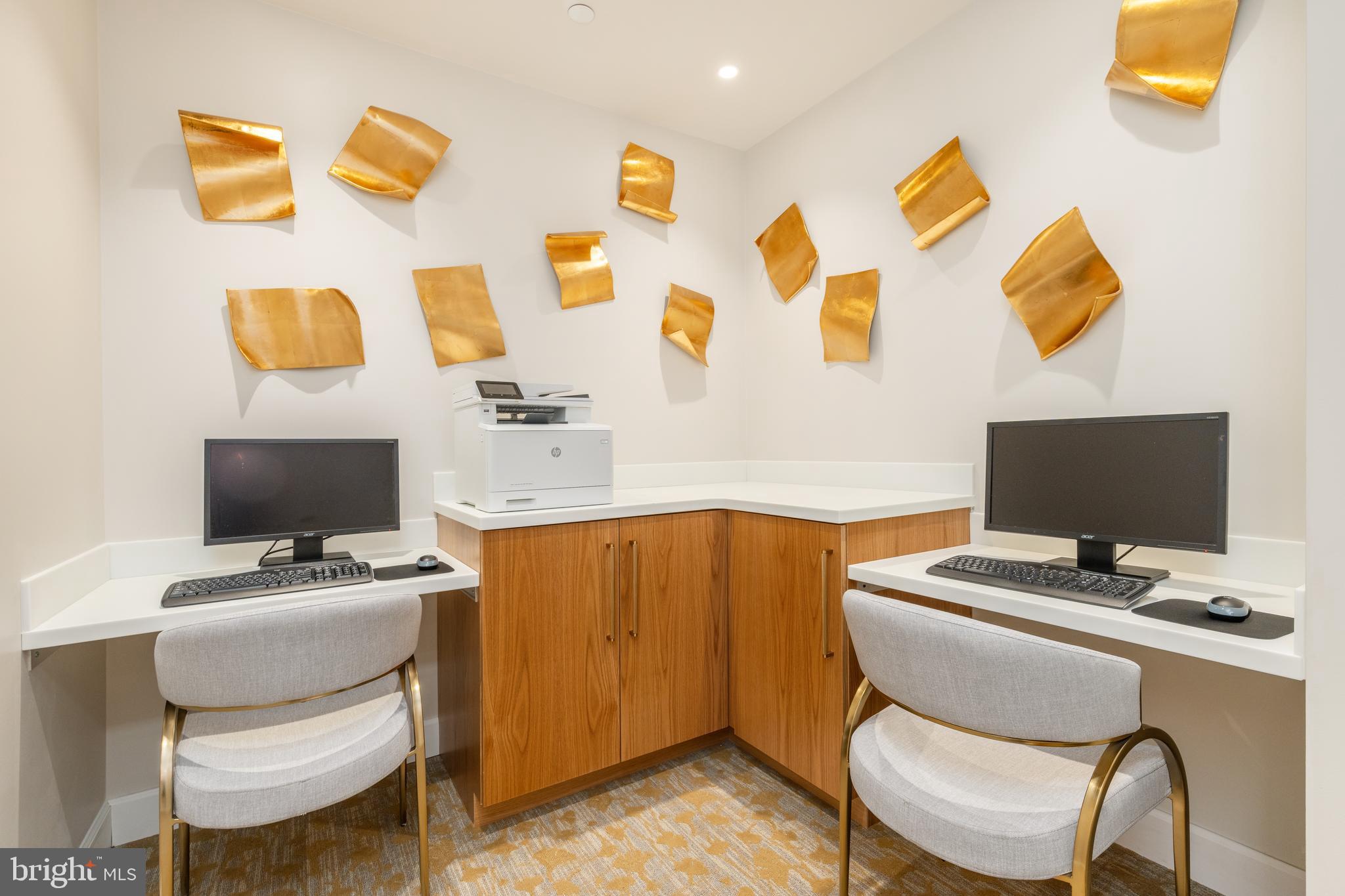 CENTER CITY - Residential